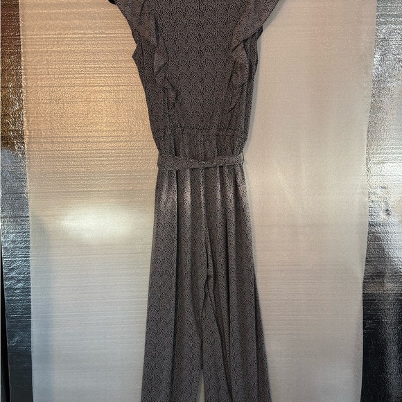 Michael Kors Belted Jumpsuit. Size S - Picture 2 of 7
